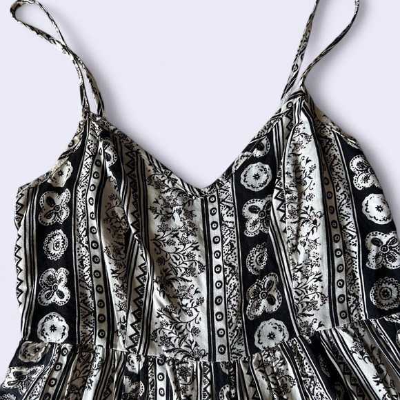 Abercrombie & Fitch Black and White Romper with Lace Trim size S - Picture 4 of 6